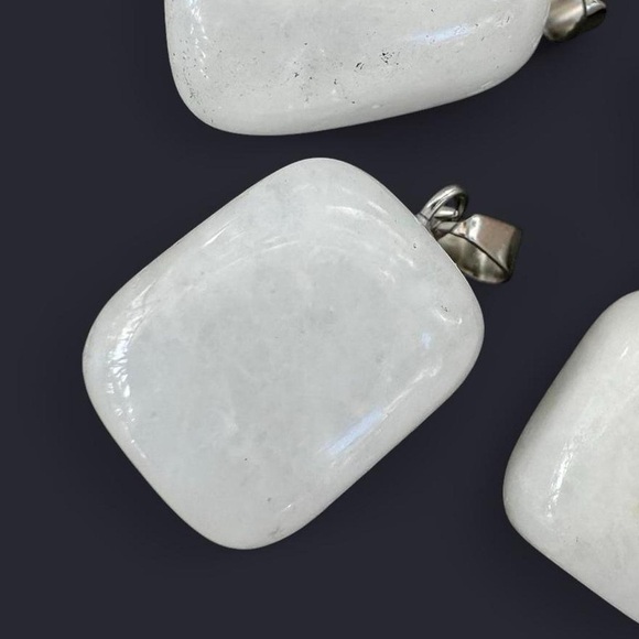 Milky Quartz Stone Pendant Necklace - Picture 4 of 4